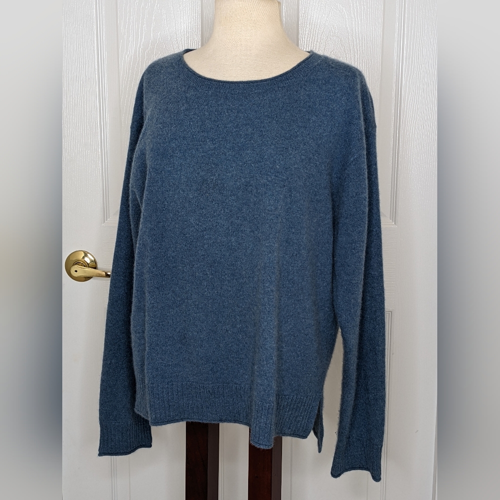 Magaschoni 100% cashmere XL NWOT Sweater